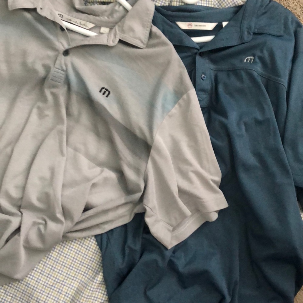 Travis Mattews golf shirt sleeves